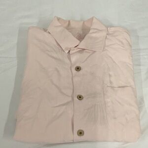 EUC Mens short sleeve button down Tommy Bahama shirt